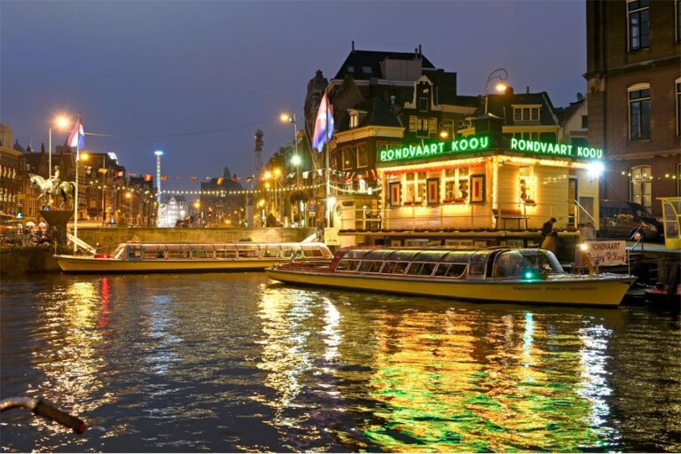 Romantische avondcruise voor twee door de Amsterdamse grachten